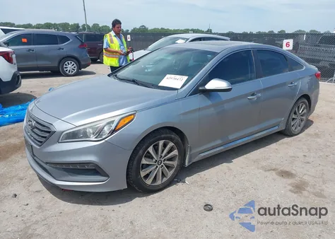 2017 Hyundai Sonata Sport z USA, uszkodzony, nr VIN 5NPE34AF8HH495652